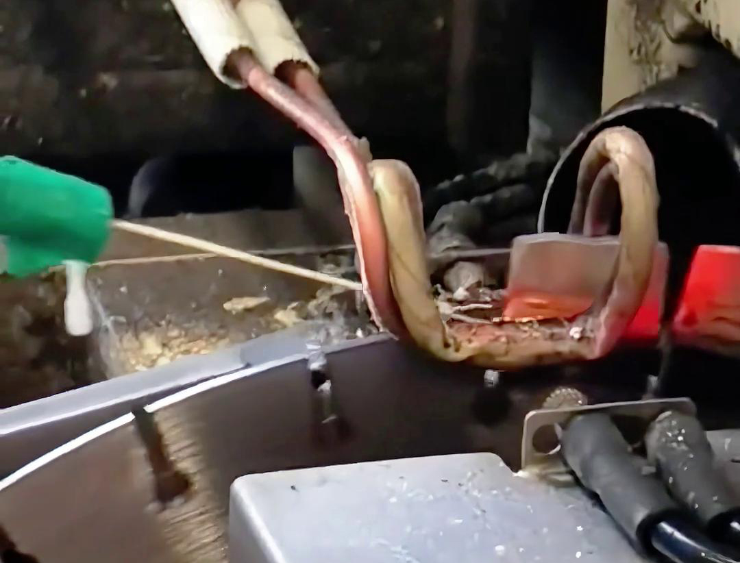 高頻焊機(jī)，為花崗巖刀片鋸片合金焊接提供可靠保障